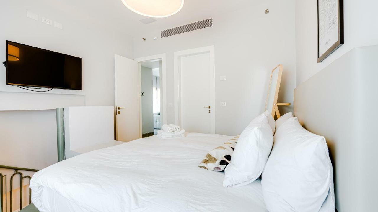 Carmel Market Apartments By Master Tel Aviv Exterior photo
